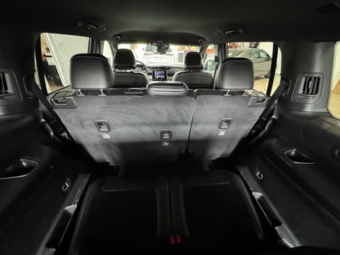 Used 2024 Jeep Grand Cherokee L Laredo image 36