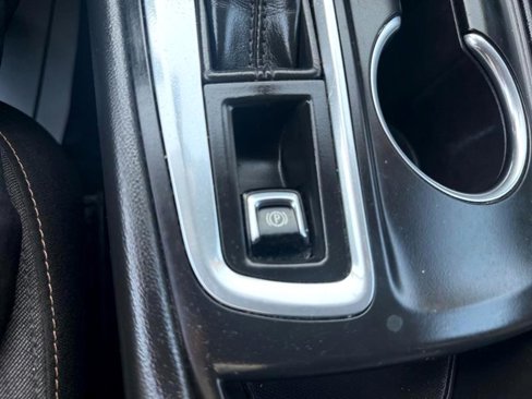 Used 2018 Chevrolet Equinox LT image 21