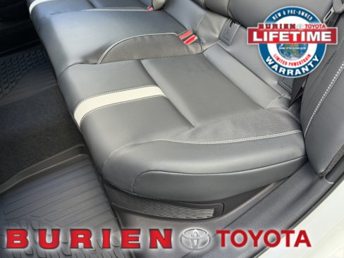 New 2026 Toyota Camry Hybrid w/ Multimedia Upgrade Package image 31