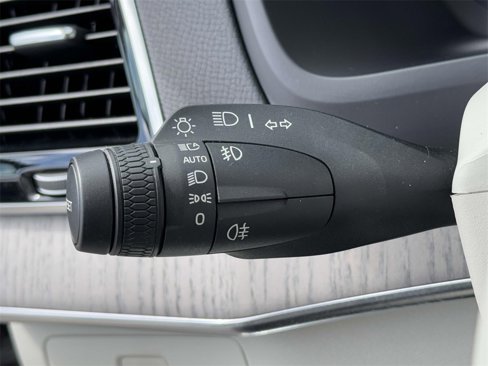 Used 2024 Volvo XC90 B6 Plus w/ Protection Package image 21