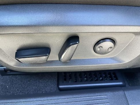 Certified 2023 Nissan Rogue SV image 15