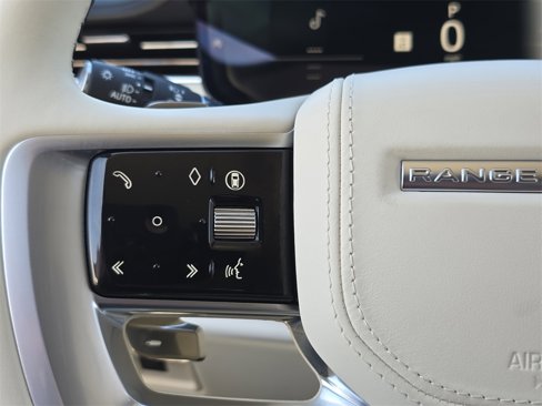 New 2025 Land Rover Range Rover SV image 17