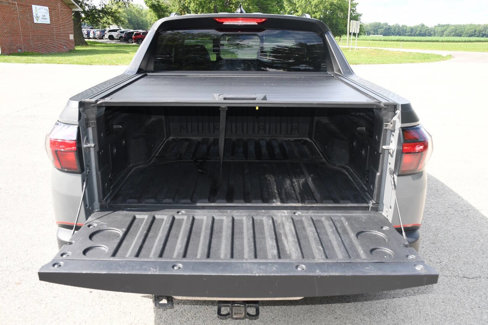 Used 2023 Hyundai Santa Cruz Limited image 16