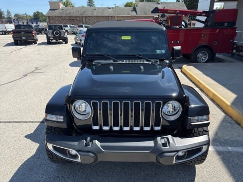 Used 2021 Jeep Wrangler Unlimited Sahara image 4