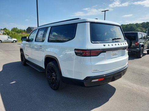 New 2025 Jeep Wagoneer L Series II image 4
