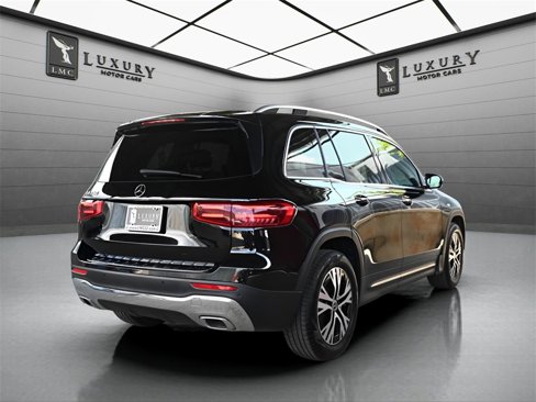 Used 2024 Mercedes-Benz GLB 250 image 7