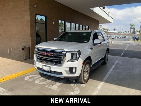 Certified 2024 GMC Yukon SLT w/ SLT Luxury Package image 1
