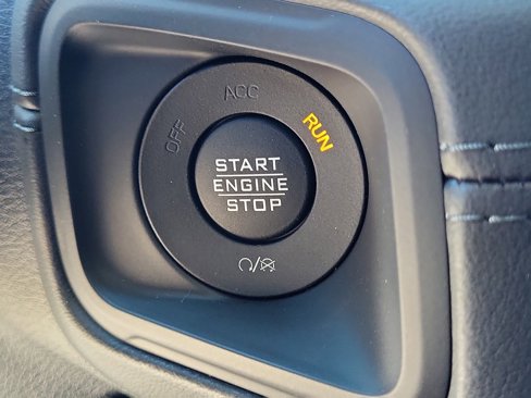 New 2025 Jeep Wrangler Unlimited Rubicon image 18