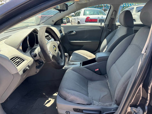 Used 2011 Chevrolet Malibu LS image 7