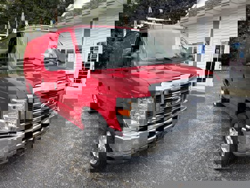 Used 2012 Ford E-150 and Econoline 150 w/ Commercial Cargo Van Pkg image 2