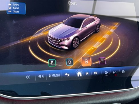 Used 2025 Mercedes-Benz E 350 Sedan image 32