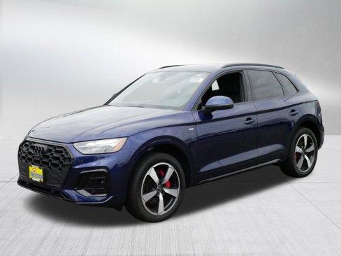 Used 2024 Audi Q5 2.0T Premium Plus w/ Premium Plus Package image 3