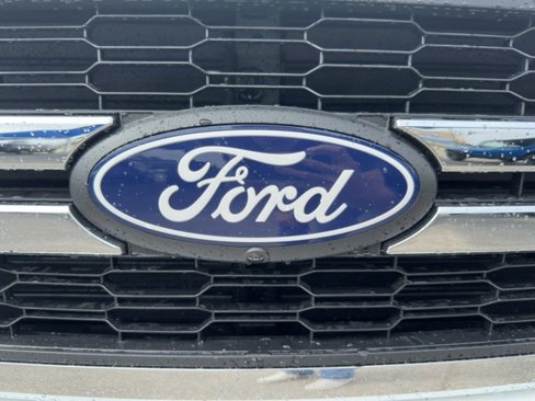 New 2025 Ford F150 Lariat w/ Equipment Group 502A High image 9