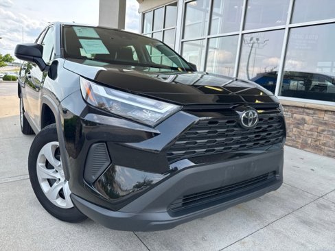Used 2024 Toyota RAV4 LE image 1