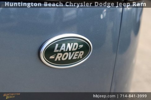 Used 2023 Land Rover Range Rover Velar R-Dynamic S image 9