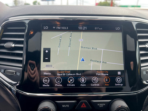 Used 2021 Jeep Grand Cherokee Laredo X image 22