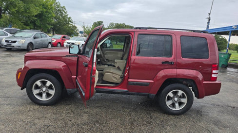 Used 2008 Jeep Liberty Sport w/ Popular Equipment Group image 3