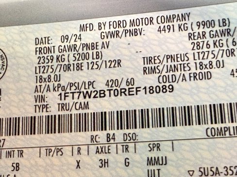 Used 2024 Ford F250 Lariat w/ FX4 Off-Road Package image 56