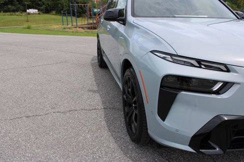 New 2026 BMW X7 M60i image 44