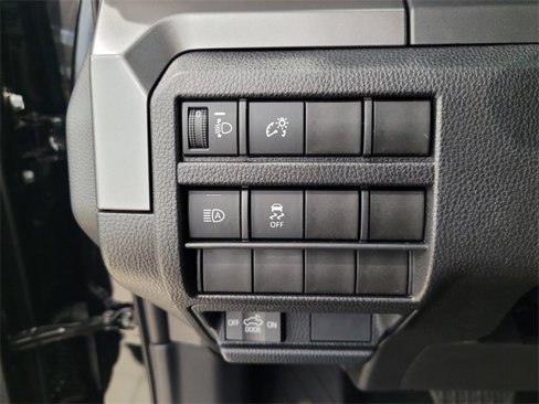 New 2025 Toyota Tacoma 4x4 Double Cab image 32