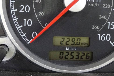 Used 2007 Chrysler Crossfire Limited image 18