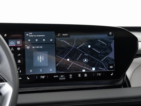 Certified 2025 Audi Q6 e-tron Premium w/ Convenience Package image 15