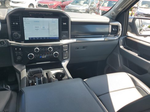 Used 2022 Ford F150 Lariat w/ Equipment Group 502A High image 17