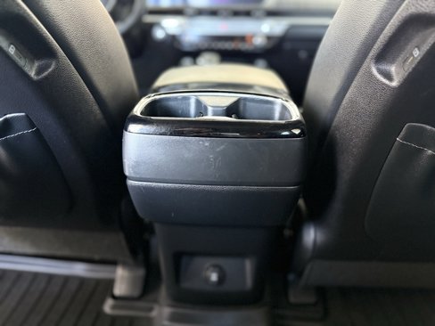 Used 2023 Kia Telluride EX w/ EX Captain's Chair Package image 15