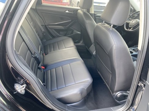 Used 2021 Volkswagen Jetta SE image 23