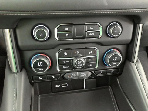 Used 2023 Chevrolet Tahoe Z71 image 26