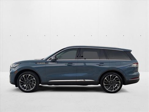 New 2025 Lincoln Aviator Reserve w/ Luxury Package image 8
