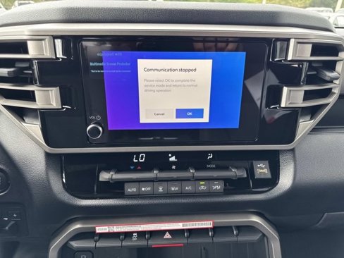 New 2026 Toyota Tundra SR5 w/ SR5 Convenience Package image 29