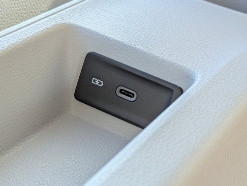 New 2025 Volkswagen ID. Buzz 1st Edition image 30