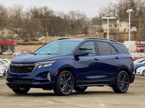 Used 2022 Chevrolet Equinox RS w/ LPO, Floor Liner Package image 2