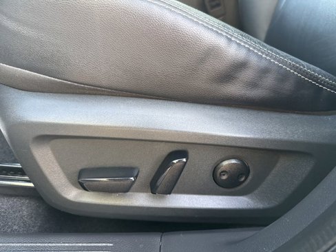 Used 2021 Nissan Rogue SL image 18