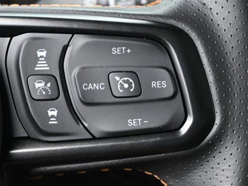 Used 2024 Jeep Gladiator Mojave w/ Safety Group image 6