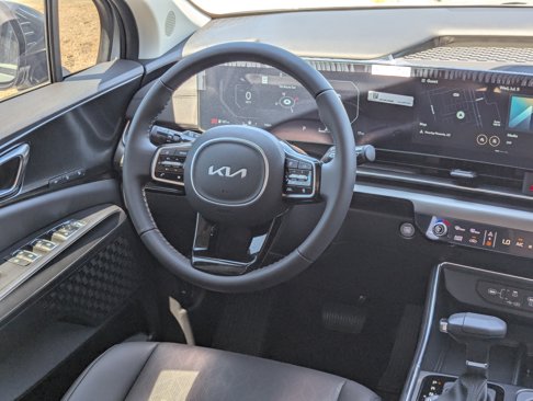 New 2026 Kia Carnival SX image 13