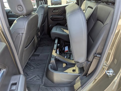 Certified 2023 Chevrolet Colorado LT w/ LT Convenience Package III image 33