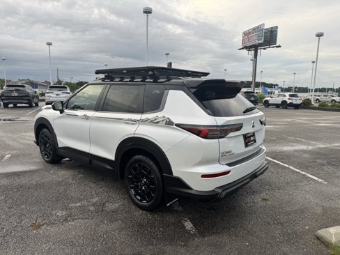 New 2025 Mitsubishi Outlander AWD image 5
