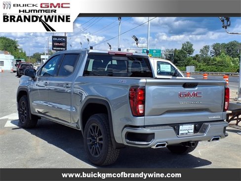 New 2026 GMC Sierra 1500 Elevation image 6
