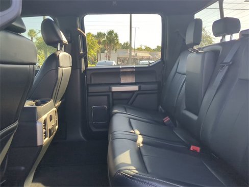 Used 2022 Ford F250 Lariat w/ Chrome Package image 4