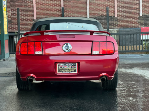 Used 2005 Ford Mustang GT Premium image 6
