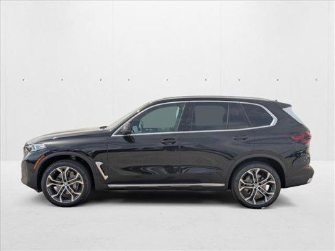 Used 2026 BMW X5 sDrive40i w/ Premium Package image 5