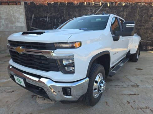 New 2025 Chevrolet Silverado 3500 LT w/ Safety Package image 1