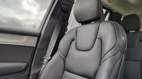 New 2025 Volvo XC90 T8 Plus w/ Protection Package Premier image 27