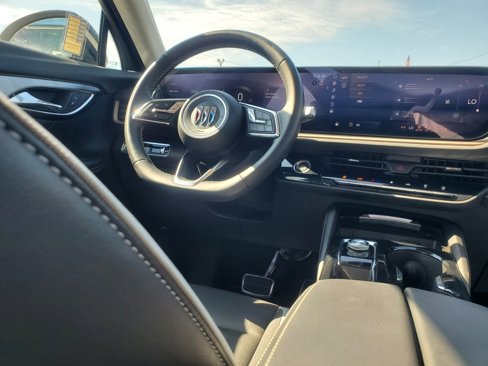 Used 2024 Buick Envision Sport Touring image 30