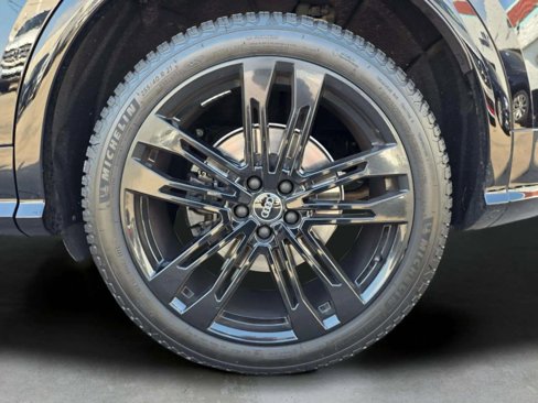 Used 2020 Audi SQ5 Premium Plus w/ Premium Plus Package image 13