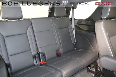 New 2026 GMC Yukon Elevation image 17