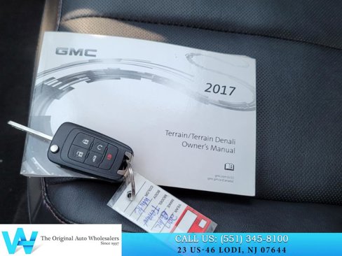 Used 2017 GMC Terrain SLT w/ Open Road Package image 23