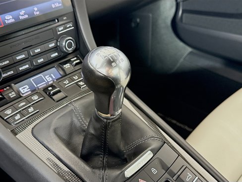 Certified 2019 Porsche 911 Targa 4S image 19